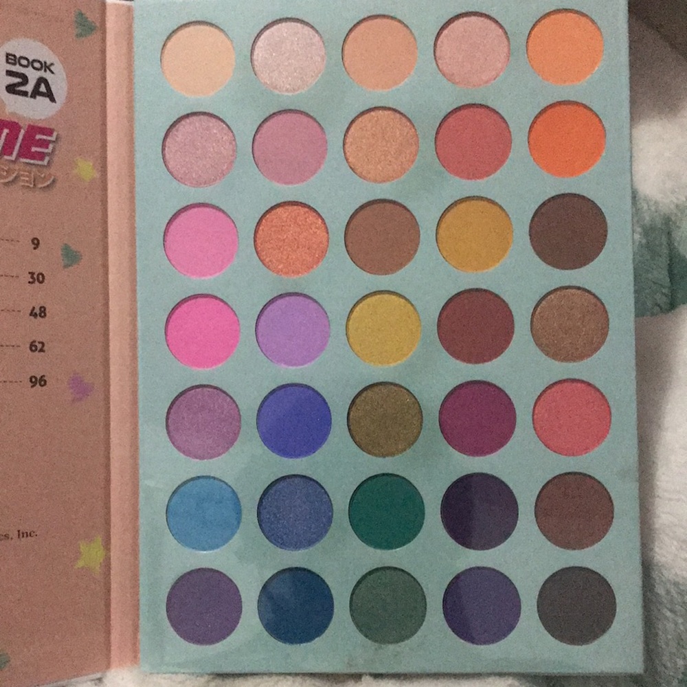 NEW Manga Anime 35 Pressed Pigment & Eye Shadow Palette 2A
